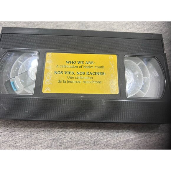 Who We Are A Celebration of Native Youth CD Dics - Picture 6 of 8